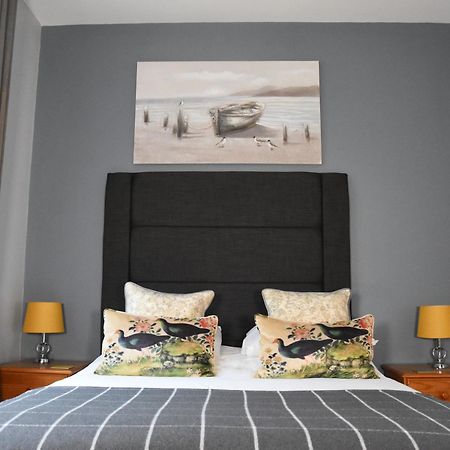 The Labouring Man Hotel Coldwaltham Room photo