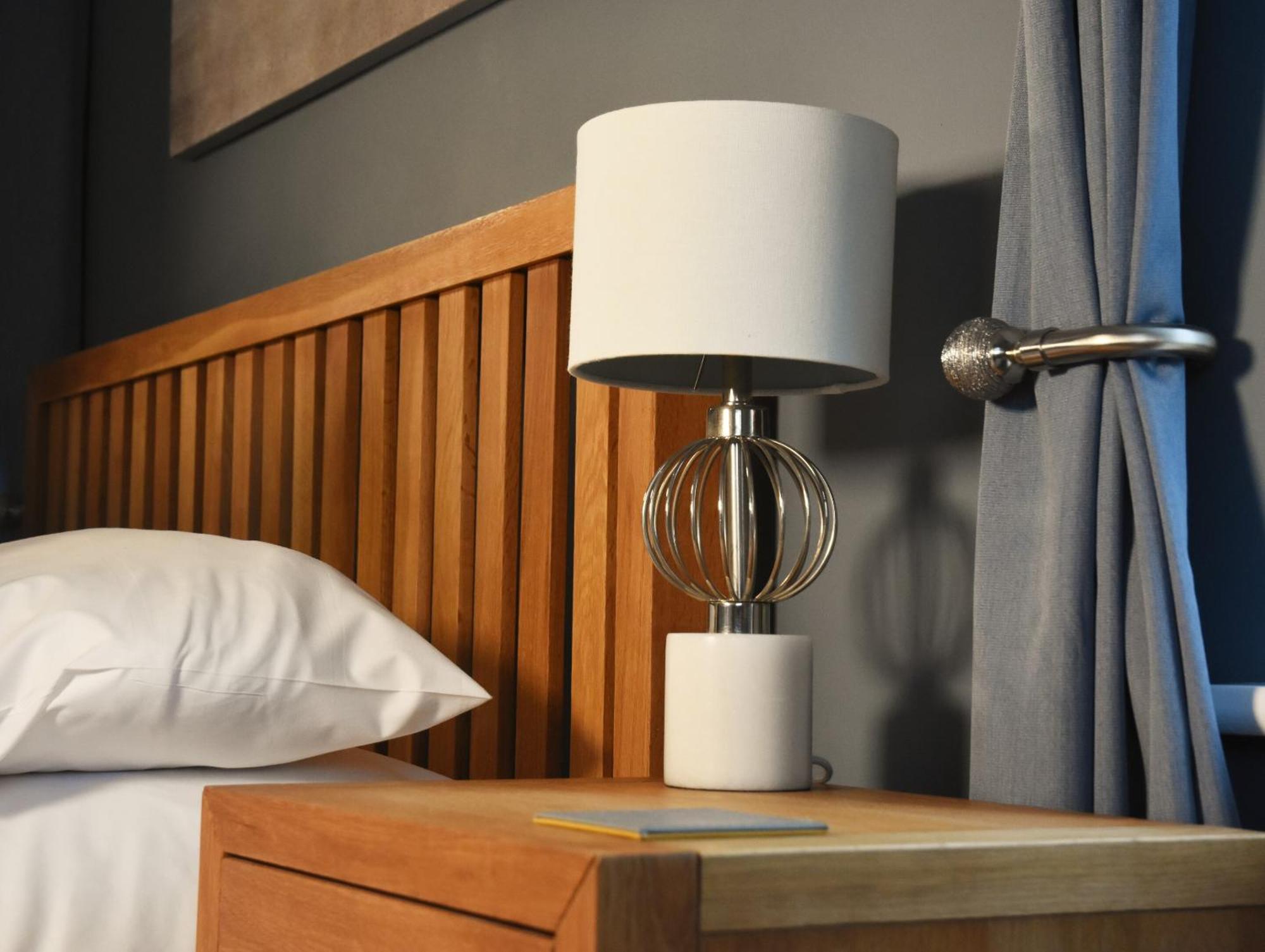 The Labouring Man Hotel Coldwaltham Room photo